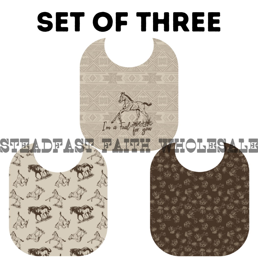 Foal For You Bib Set